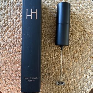 Hush & Hush Black Frother